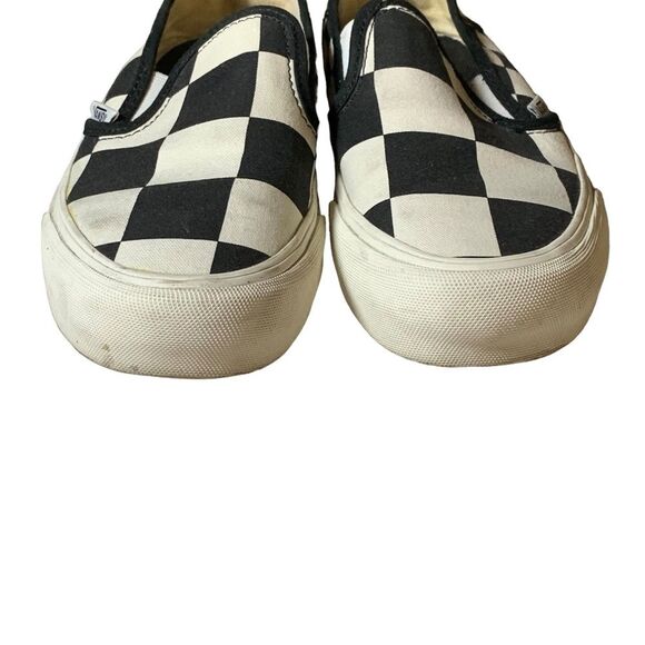 VANS The U SLIP-ON SF MEGA CHECK in Black and White - Picture 2 of 10